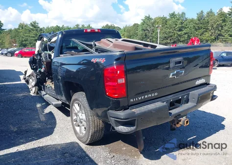 2017 Chevrolet Silverado 2500Hd High Country из США, поврежденный, VIN 1GC1KXEGXHF199743